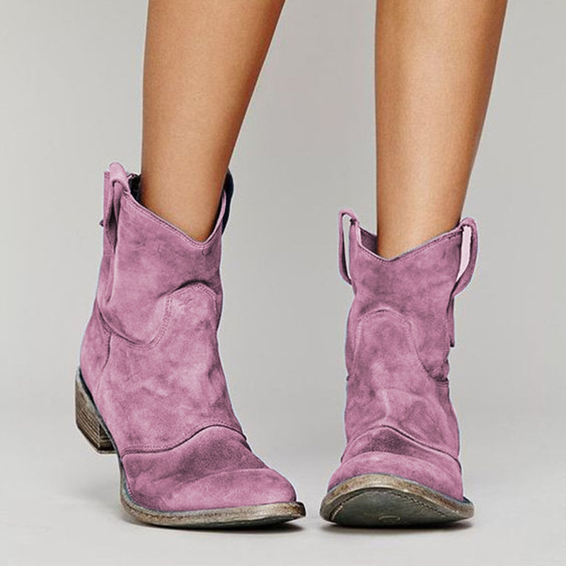 Carlota - Elegância Intemporal