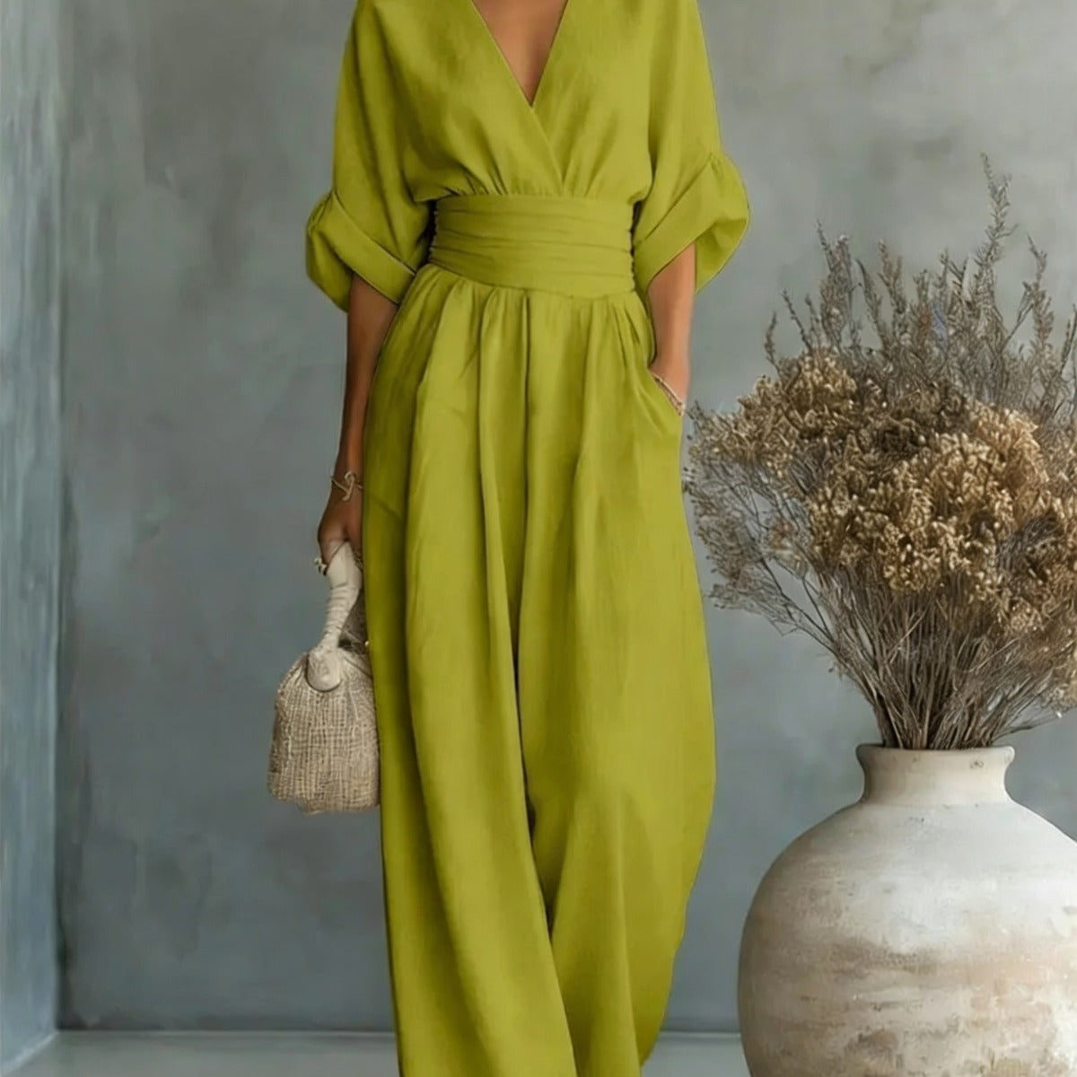 Georgina | Mély V-nyakú elegáns, bő szárú overál